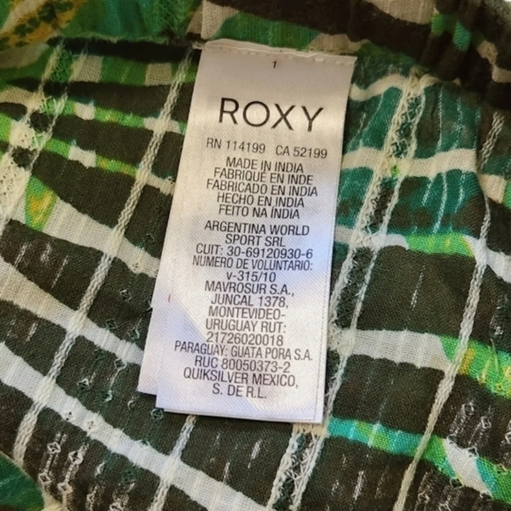 ROXY PALM LEAF SHORTS‎ M